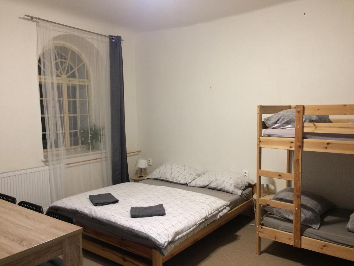 UBYTOVÁNÍ u BRABANTÍKA Desná Exterior foto